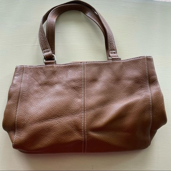 Wilson’s Leather Brown Small Mini Leather Shoulder Bag - Picture 4 of 12